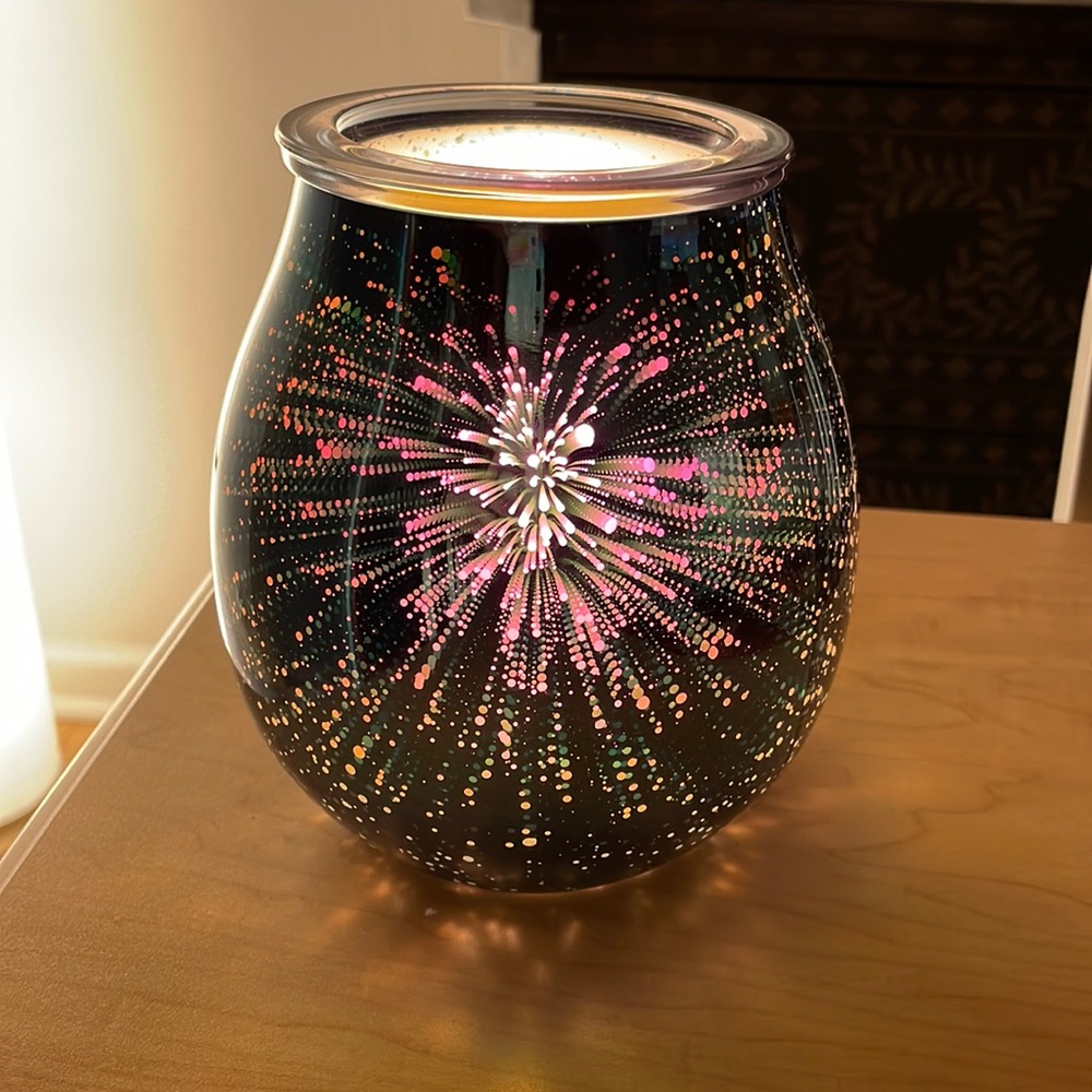Nova Scentsy Warmer